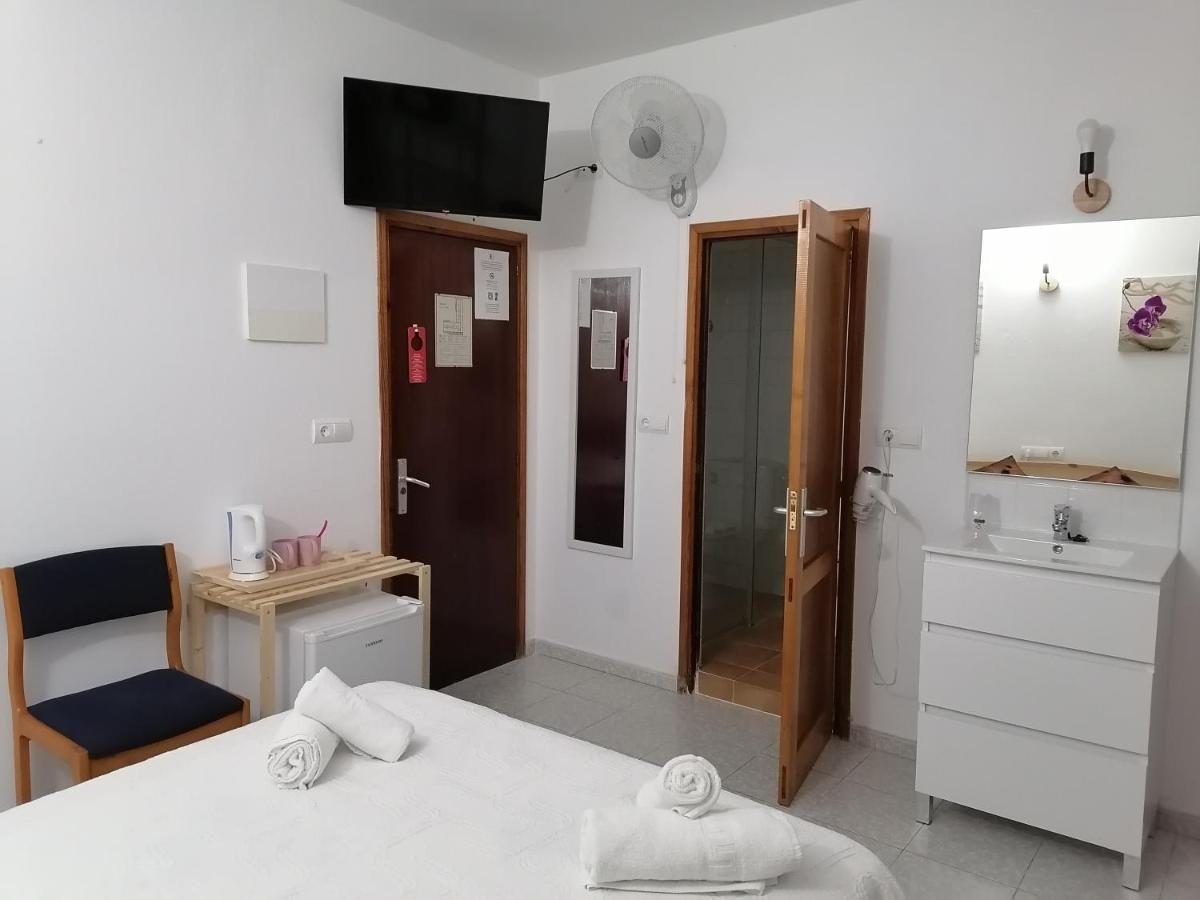 Hostal Pepe Сан-Ферран-де-Сес-Рокес Экстерьер фото