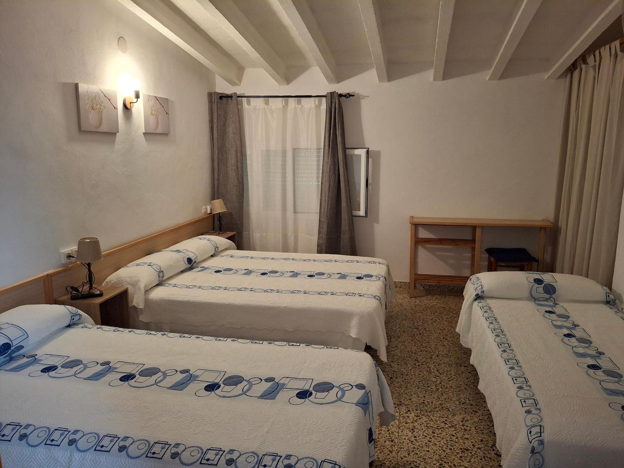 Hostal Pepe Сан-Ферран-де-Сес-Рокес Экстерьер фото