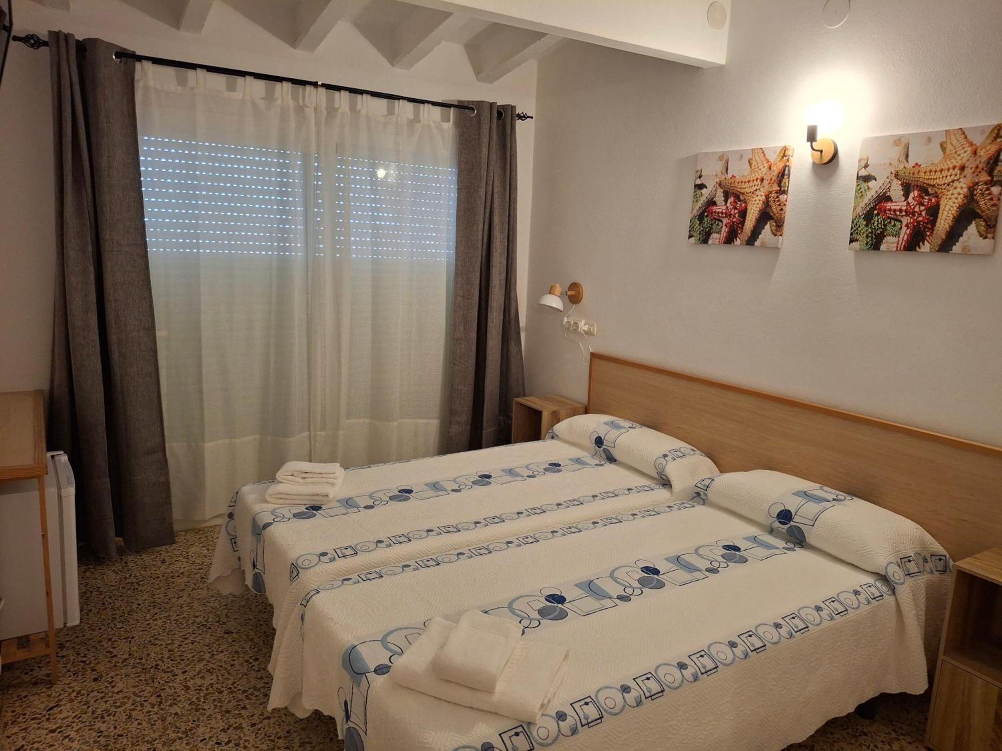Hostal Pepe Сан-Ферран-де-Сес-Рокес Экстерьер фото
